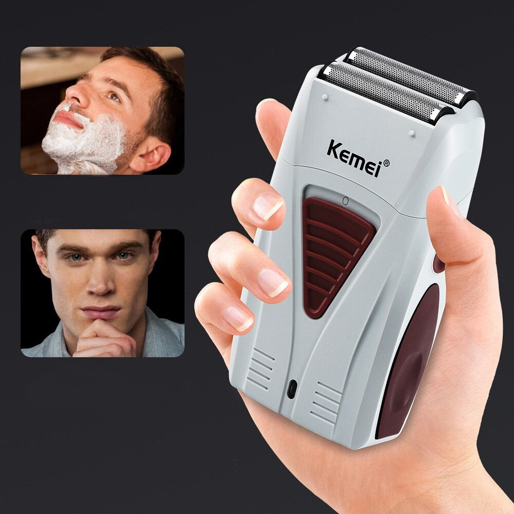 Afeitadora Profesional Kemei KM-3382 Gold: Shaver Inalámbrica con Cuchillas de Titanio